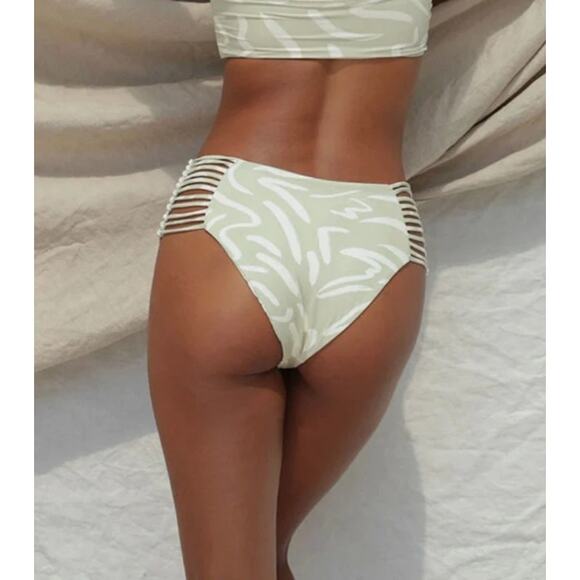 Stone Fox Aloe Lines Green White XS Lele Bandeau Simone Bottom Bikini Resort - Picture 3 of 4